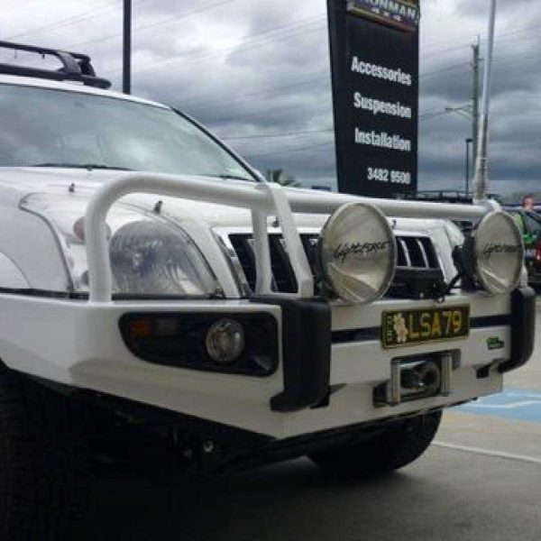 Deluxe Commercial Bullbar - Image 10