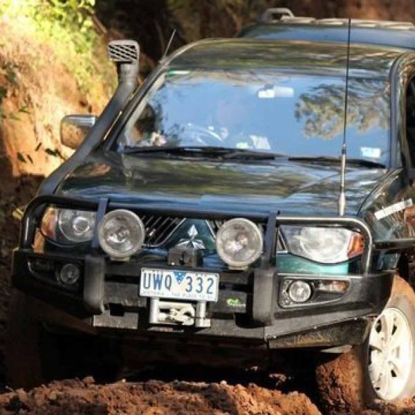 Deluxe Commercial Bullbar - Image 3