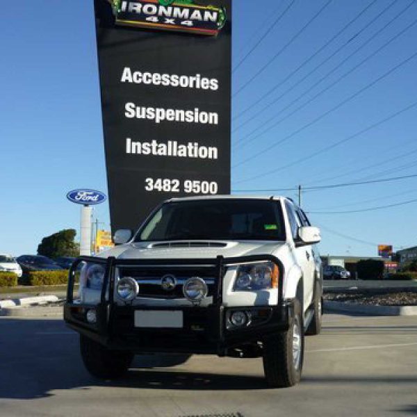 Deluxe Commercial Bullbar - Image 4