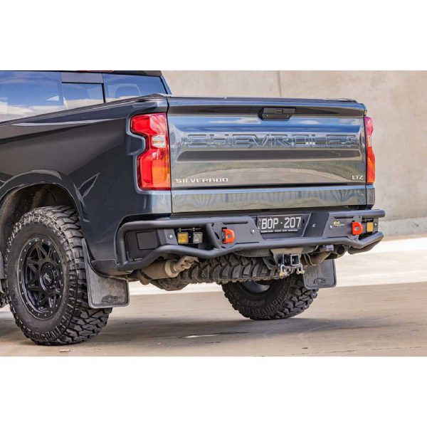 Raid Series Rear Bumper Bar - Image 2